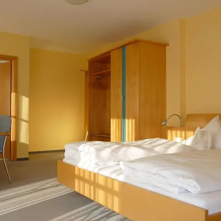 Hotel Bachwiesen Langensendelbach Zimmer foto